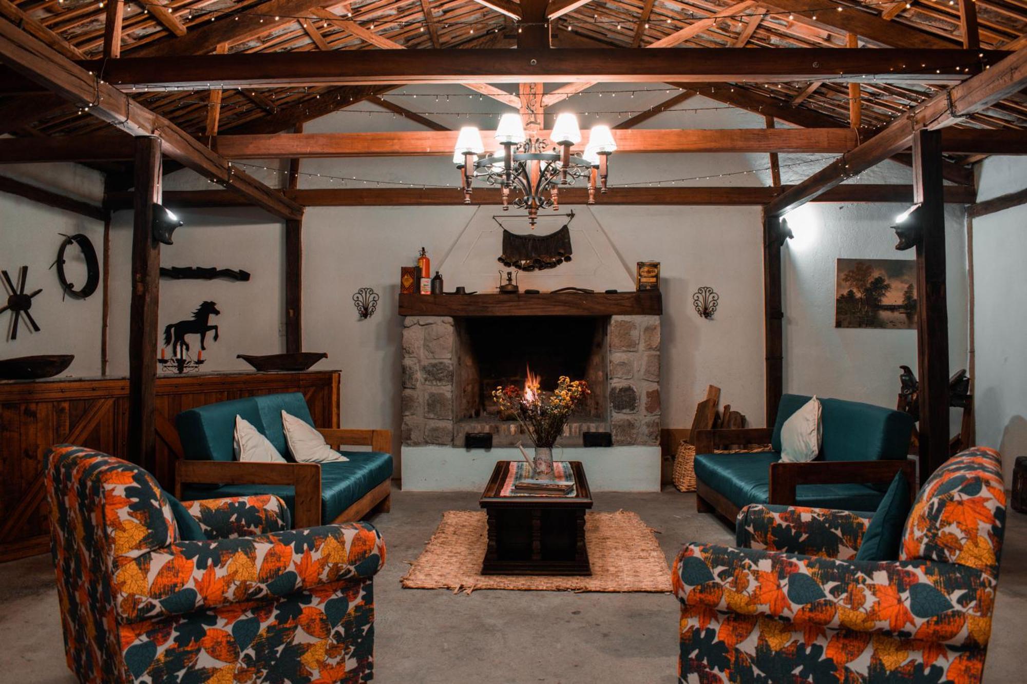 Hacienda San Francisco Hotell Tumbabiro Exteriör bild