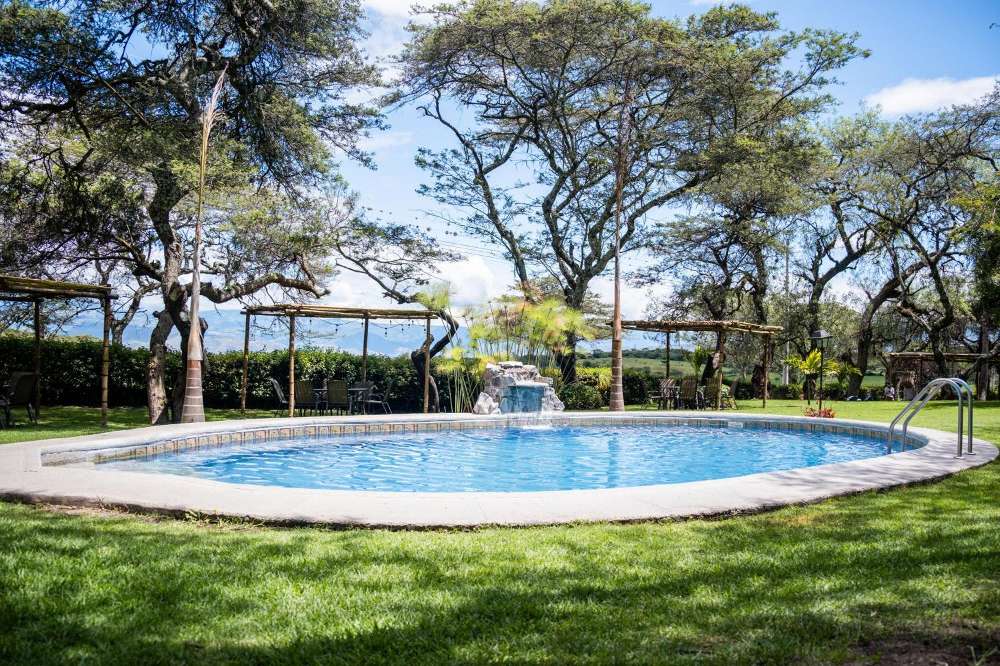 Hacienda San Francisco Hotell Tumbabiro Exteriör bild