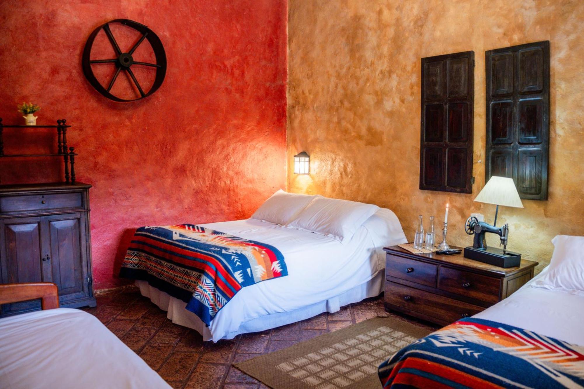 Hacienda San Francisco Hotell Tumbabiro Exteriör bild